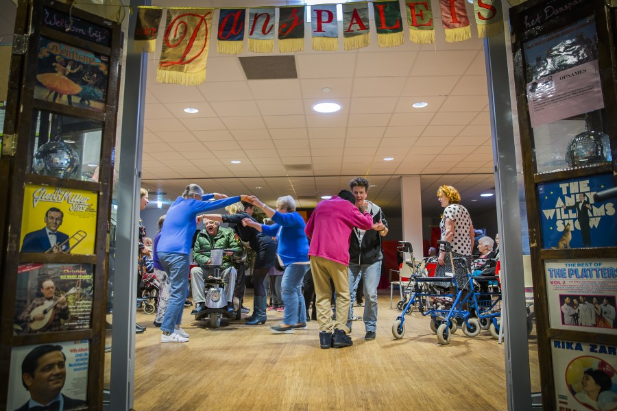 Lb  roswitha - reportage - danspaleis kramatplantsoen jpg web-9705 Roswitha de Boer