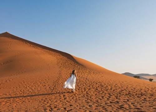 Travelserie in Namibia for Glamour SA about filmmaker Marcia Kimpton by Chantal