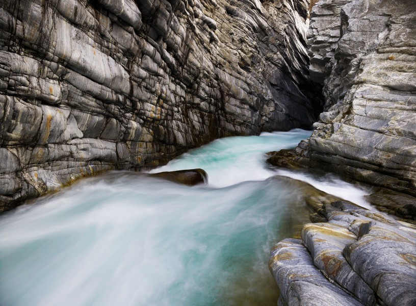 095 ja rapids in canyon Jonathan Andrew