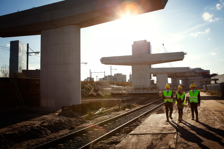 2f--2 Jonathan Andrew