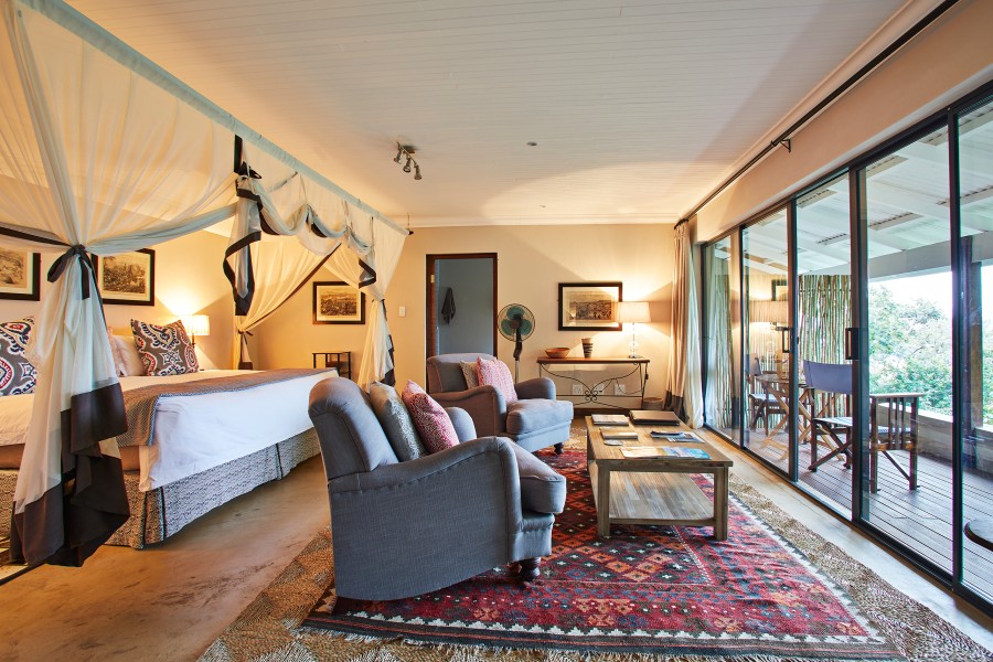 Fugitive drift interior 810a8810 1 fused Jonathan Andrew