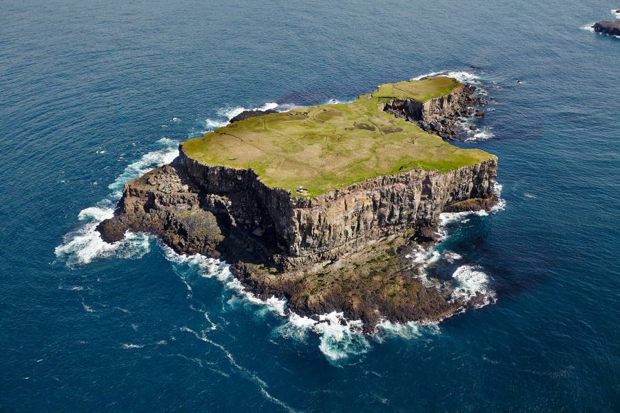 Islet of gasholmur final Jonathan Andrew