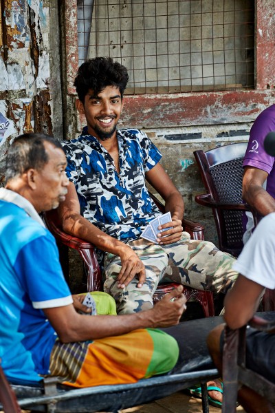 Men playing cards, habarana, sri lanka 810a5581 Jonathan Andrew