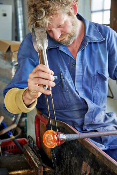 Persson and persson glass makers 810a4179 Jonathan Andrew