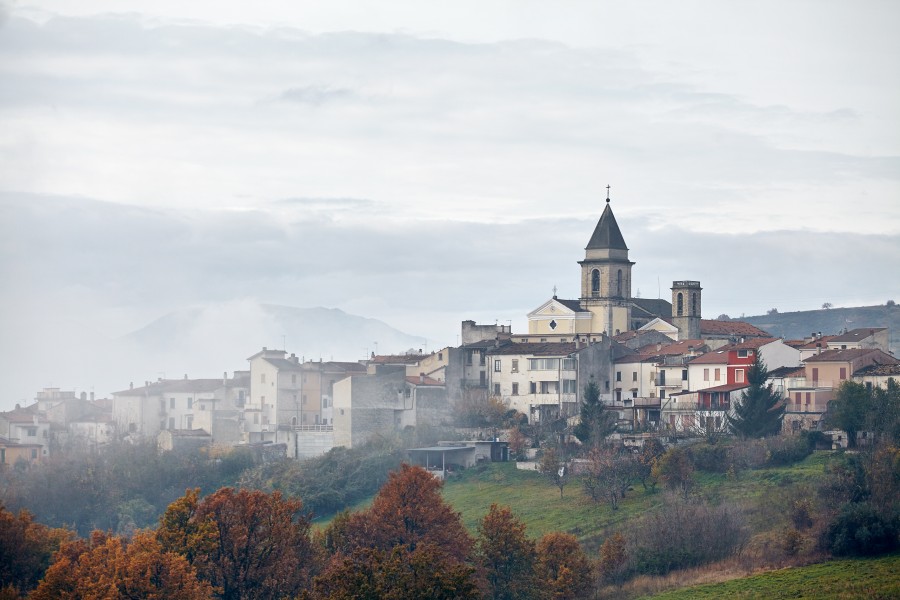 Santelena sannita in descending mist Jonathan Andrew