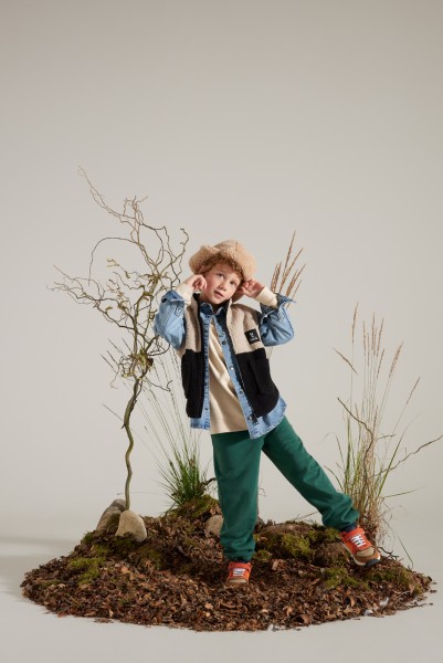 2024 08 kleertjes autumn inspi 1 4-312 Liselotte Habets