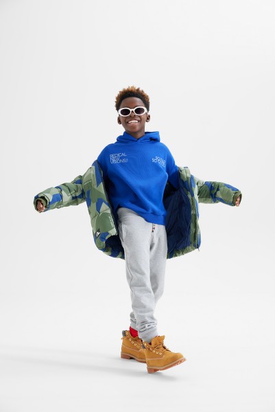 2024 08 kleertjes clusters urban jongen-265 Liselotte Habets