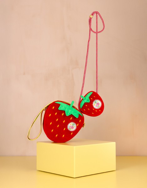 Tassen ss25 shoot stills0411-bewerkt kopie Liselotte Habets