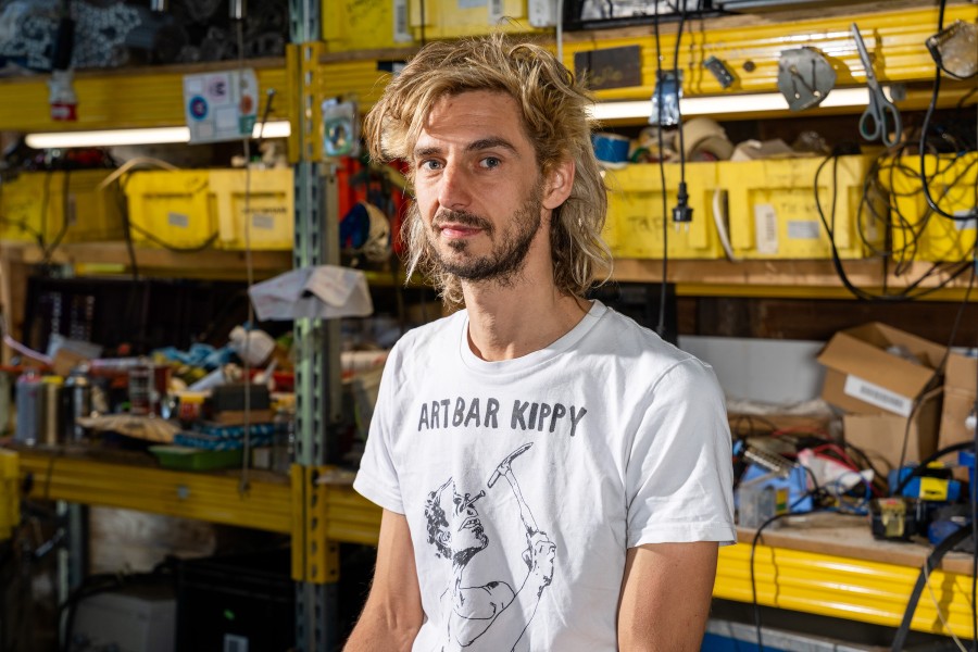 20210608  zoro feigl portret scrollodex mi 018 Matthijs Immink