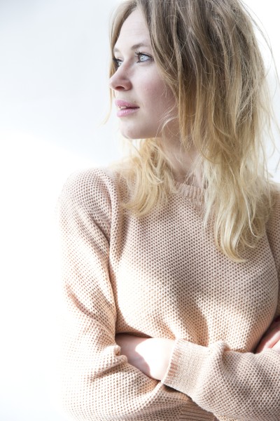 Hj roswitha - portrait nienke studio 1 - jpg web-6790 Roswitha de Boer