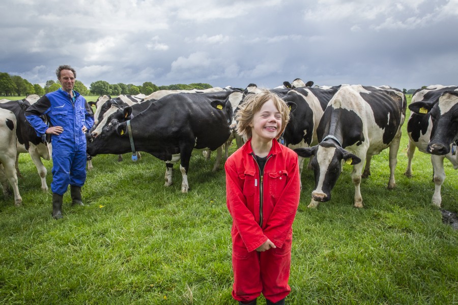 N roswitha - reportage - down to earth magazine - boer burger - jpg web img 9524-2 Roswitha de Boer