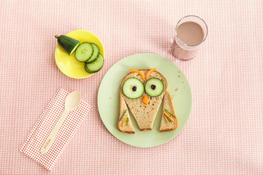 1i-a Inès Beeftink - Interior, stills & wardrobe