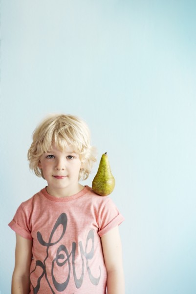 1j-1-2 Inès Beeftink - Interior, stills & wardrobe