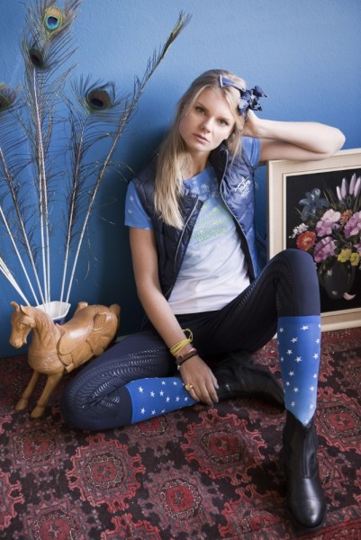 1n--2 Inès Beeftink - Interior, stills & wardrobe