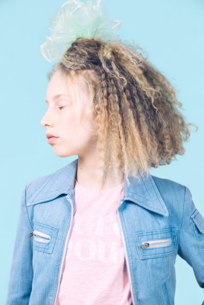 1z--2 Inès Beeftink - Interior, stills & wardrobe