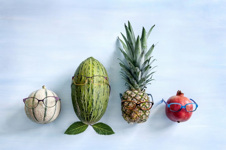 1z-a Inès Beeftink - Interior, stills & wardrobe