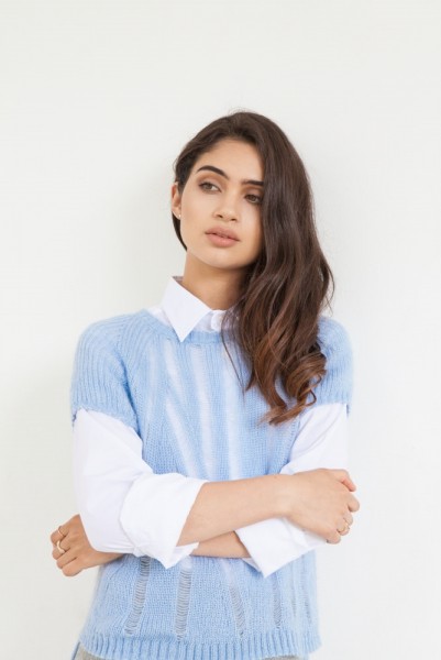 2c--2 Inès Beeftink - Interior, stills & wardrobe