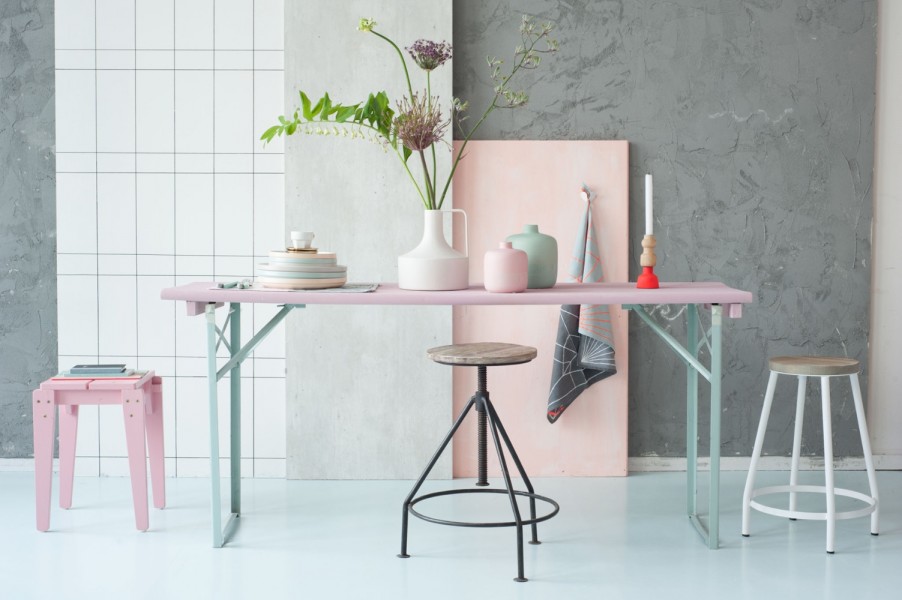 2c Inès Beeftink - Interior, stills & wardrobe