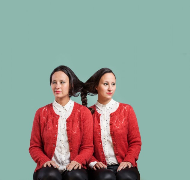 2p--2 Inès Beeftink - Interior, stills & wardrobe