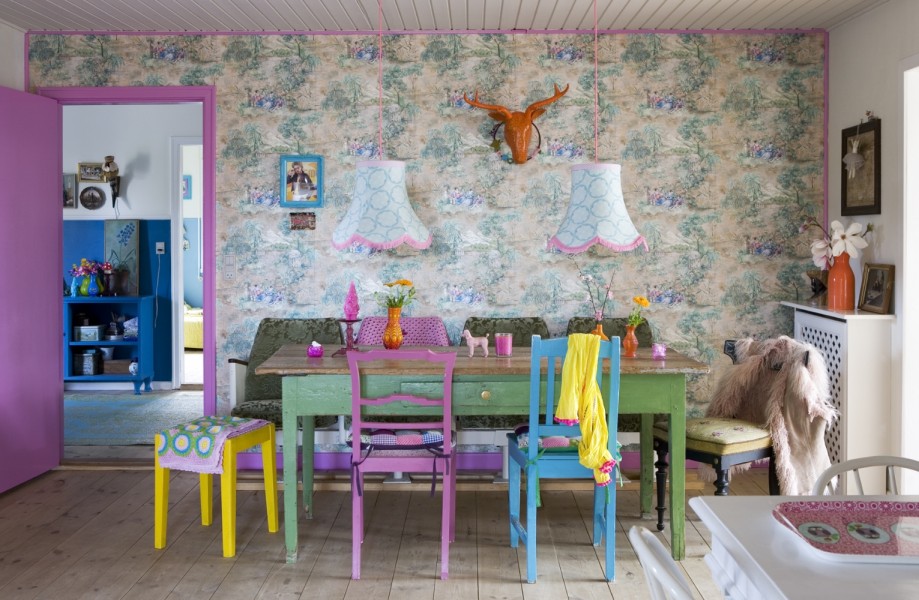 2r Inès Beeftink - Interior, stills & wardrobe