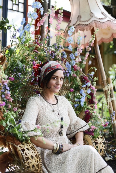 3a-2 Inès Beeftink - Interior, stills & wardrobe