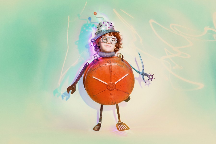 Hntjong-vreemdding-mdegruyter-ndejong-9315 c2 srgb Nicolien de Jong  - wardrobe & props, art-department & handmade