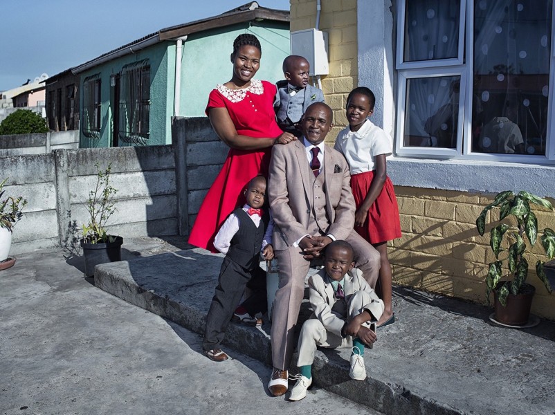 Unit alek phillips south africa 0psd Nicolien de Jong  - wardrobe & props, art-department & handmade