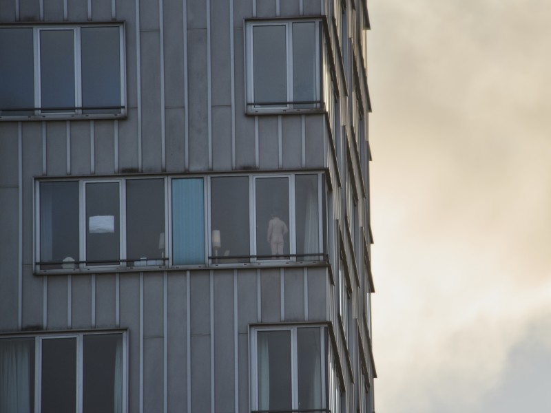 11 sleeping Niels Stomps