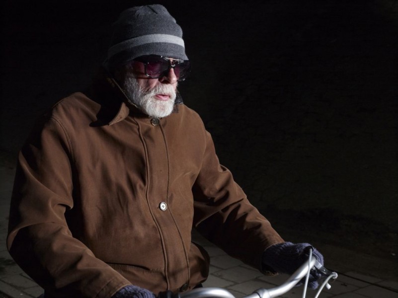 2j  preview Niels Stomps