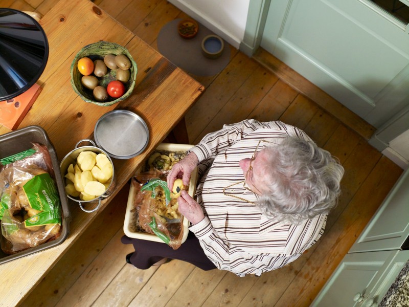 Cj90qqkq Niels Stomps