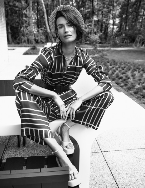 121nd850-129 Ellen van Exter