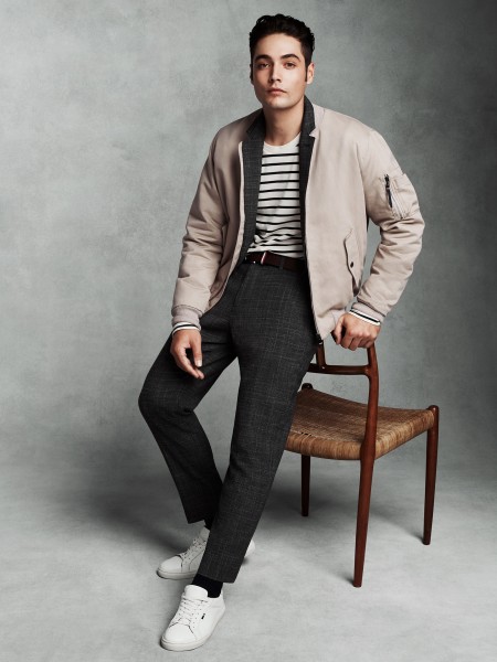 05sp19 tail 101 v2-final-srgb Ildiko Korzelius - wardrobe & props