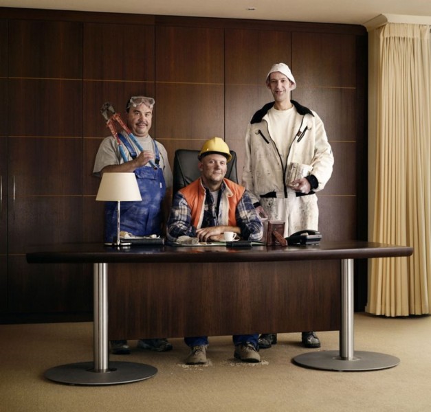 27 Ildiko Korzelius - wardrobe & props