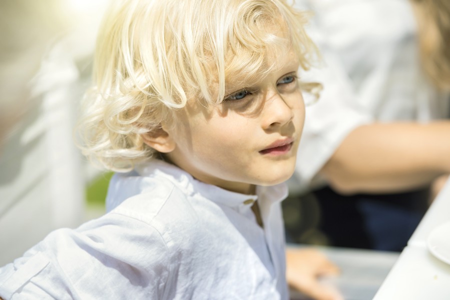 Abn amro 690 bewerkt Ildiko Korzelius - wardrobe & props