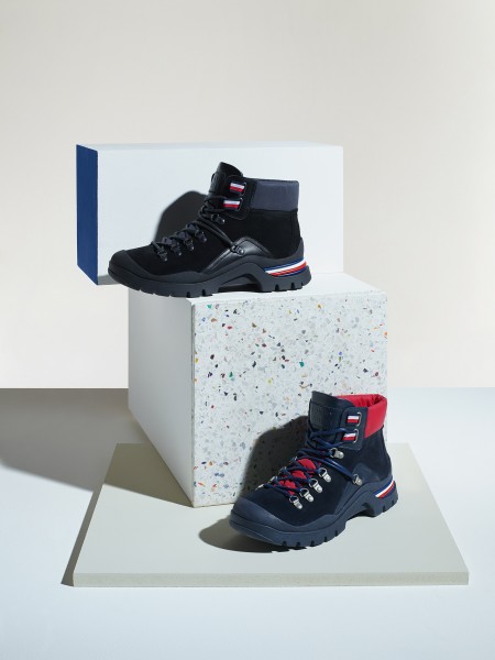 Fa19 ftw m del2 4 0013-srgb-final Ildiko Korzelius - wardrobe & props