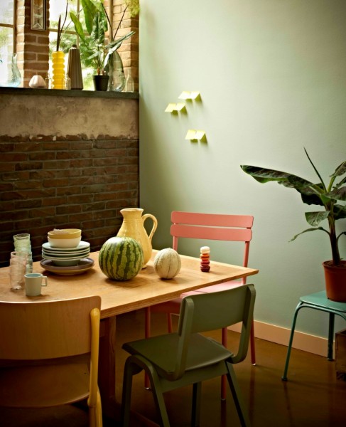 2s-3 Judith Rasenberg - Interior, stills & wardrobe