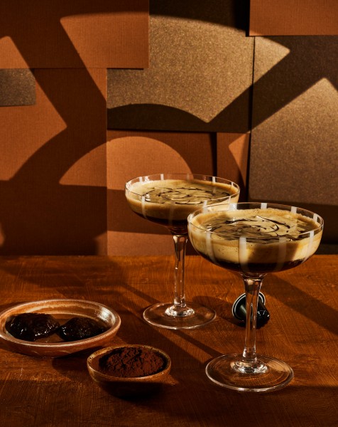 Mes01441boon 04 vietnamese egg coffee 218-srgb Claartje Lindhout - foodstyling