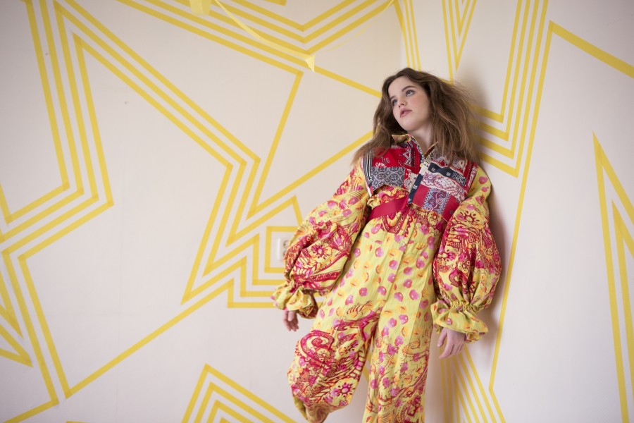 20200222 zoe 217094 Inge de Lange - wardrobe & props