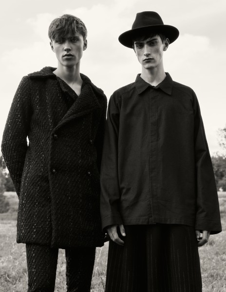 3a7a8060us l Inge de Lange - wardrobe & props