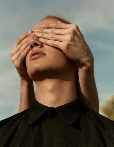 3a7a9328us l Inge de Lange - wardrobe & props