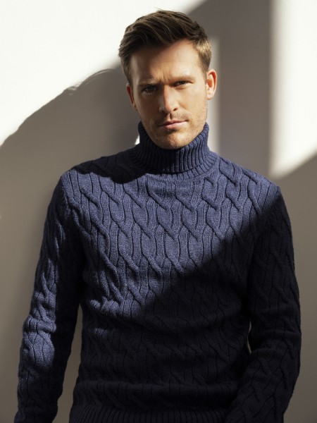 2 thomas main fall 2326662 Atifa Sealiti