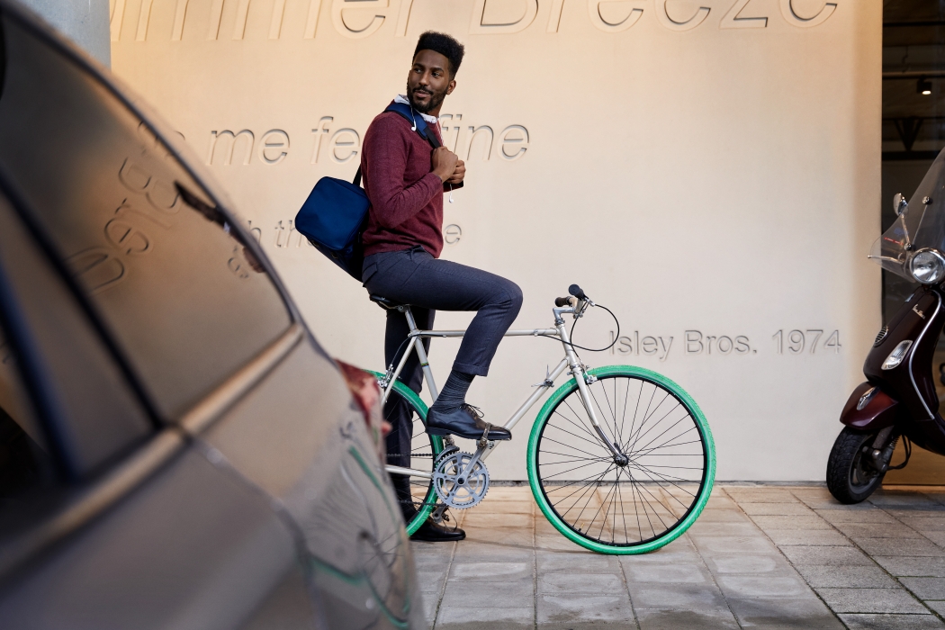 Cs  2558 c2 srgb {title}