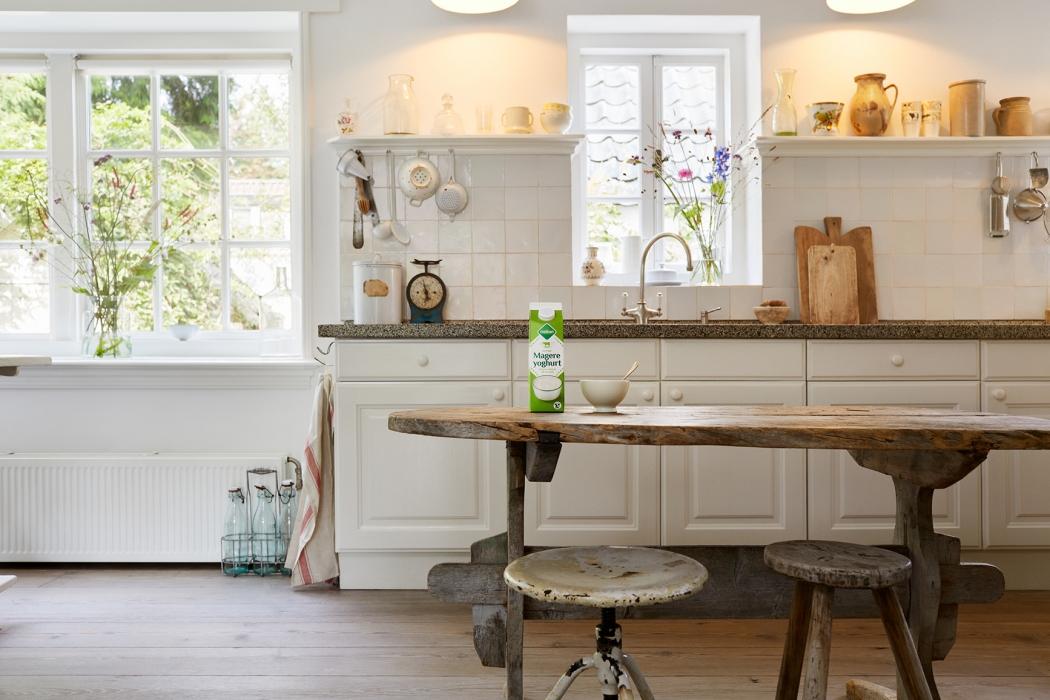 Cs  8658 v02 8bit rgb-2 {title}