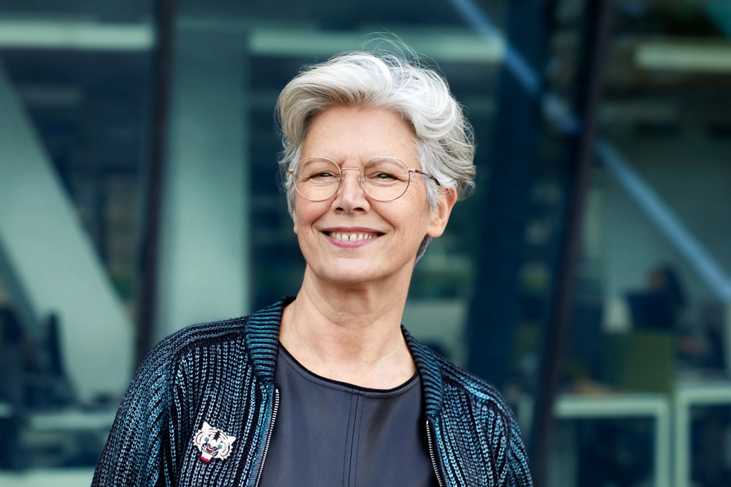 Hansanders0706 rgb {title}